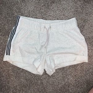 🤍 NWOT Adidas Shorts 🤍
